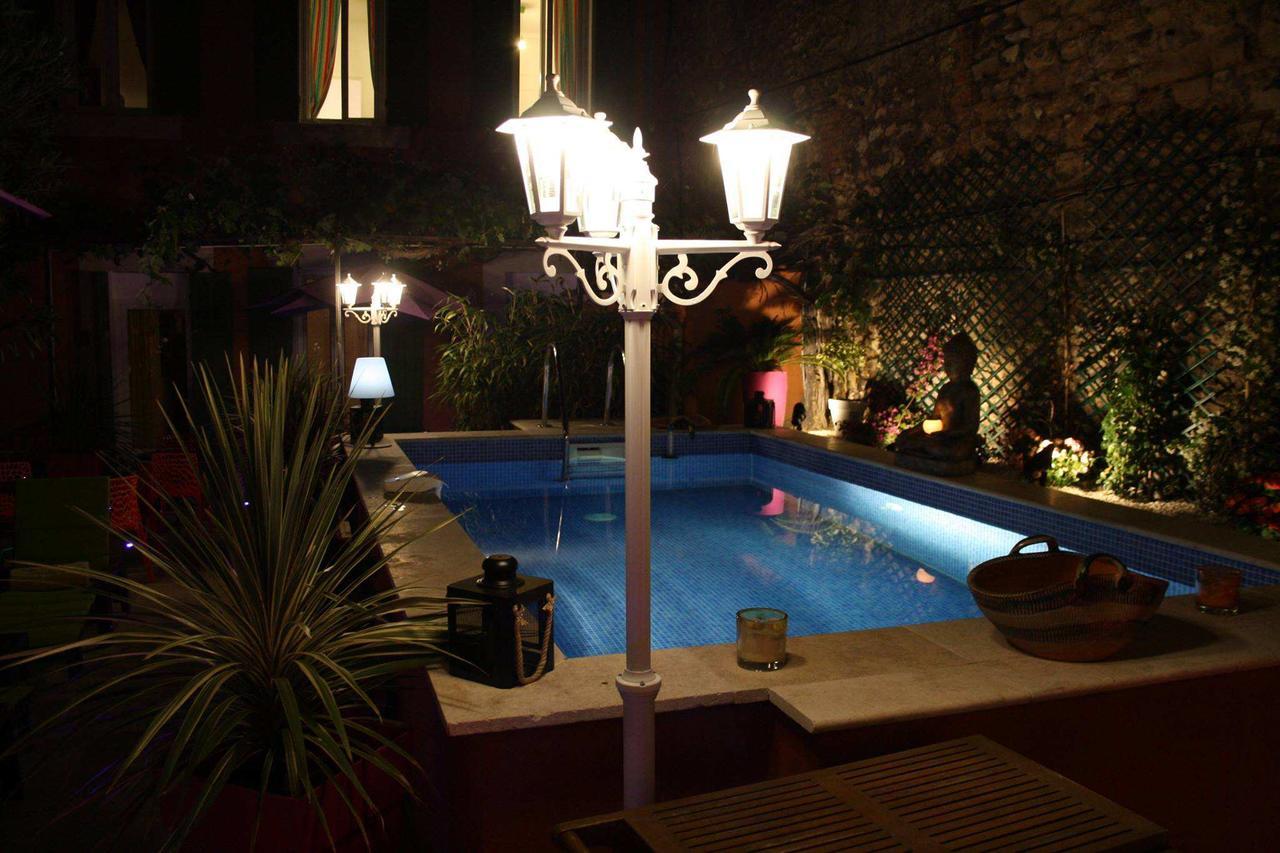 Casa Ammirati * Marseilles