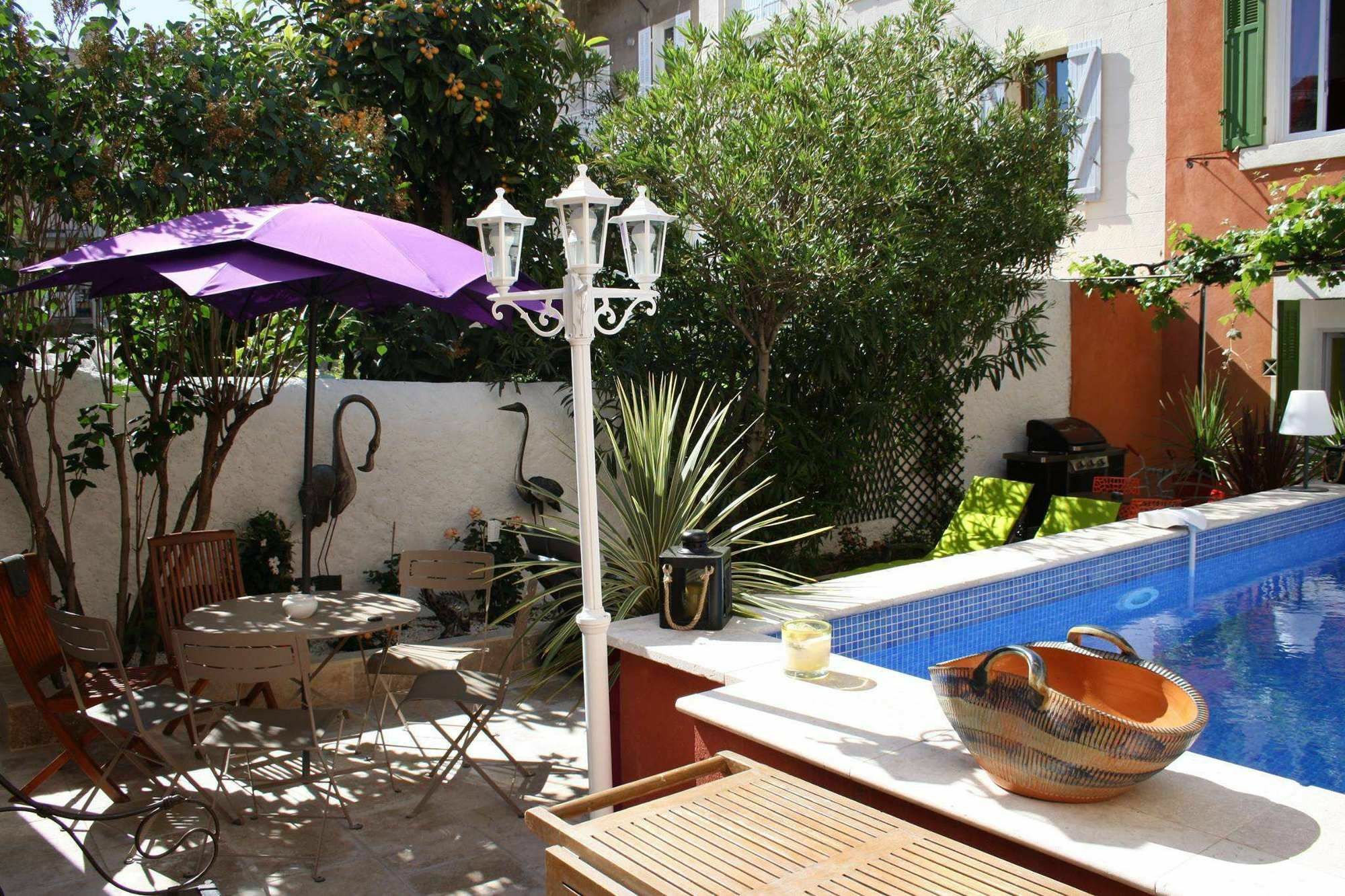 Casa Ammirati * Marseilles